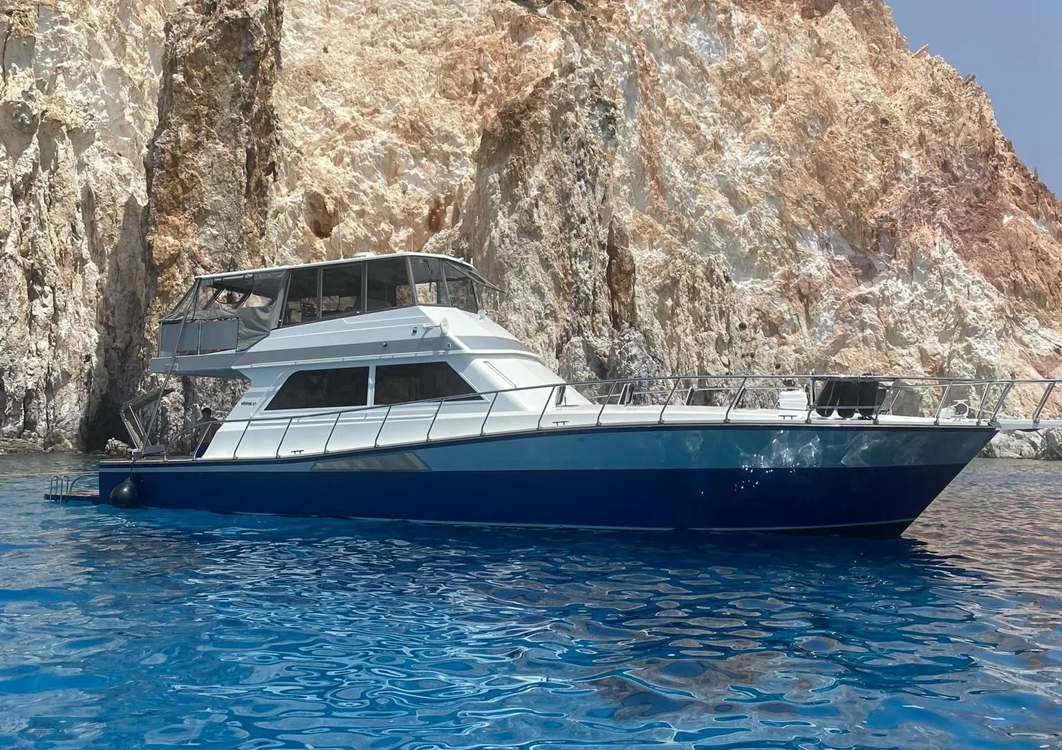 1991 Viking 58 Convertible