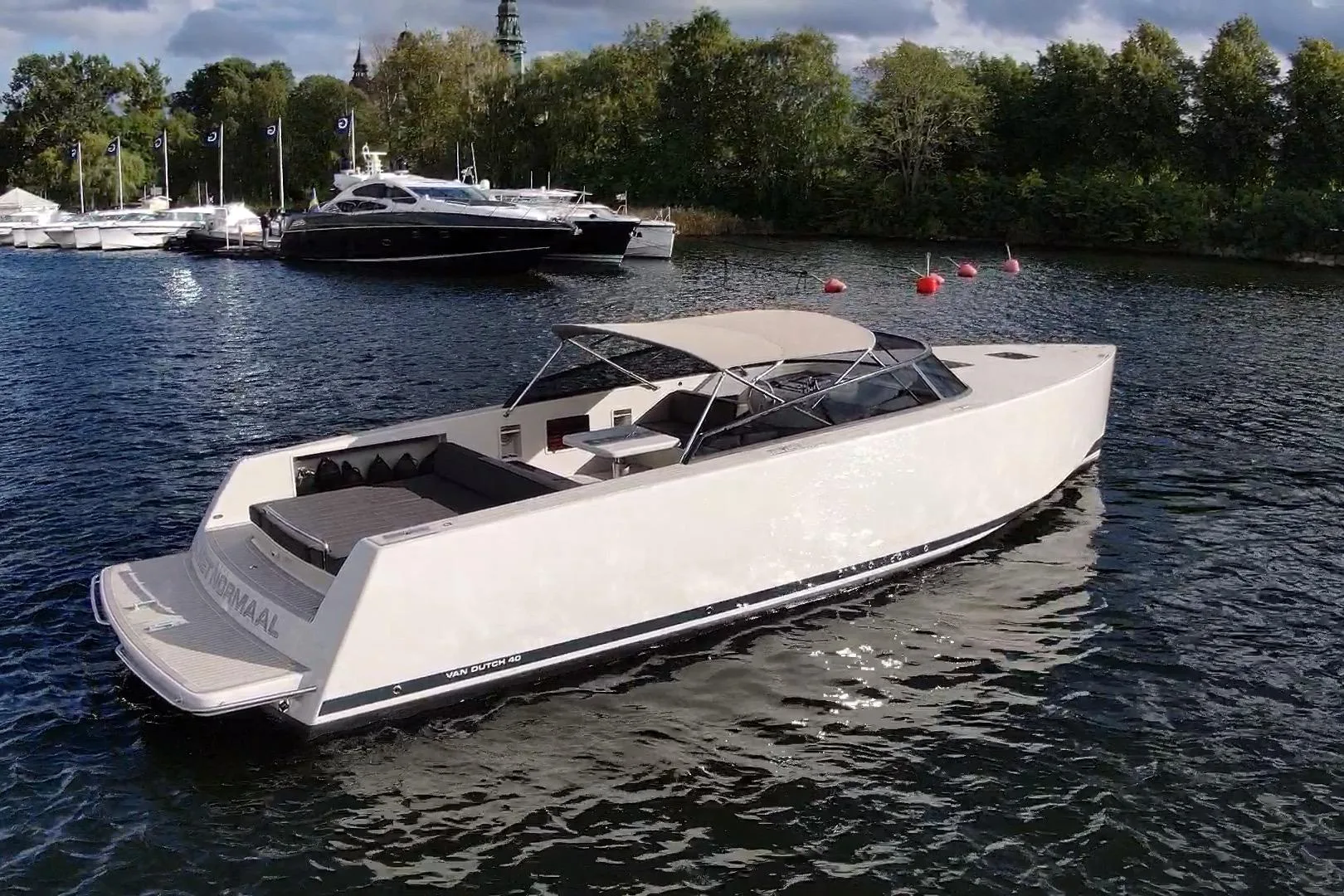 2011 VanDutch 40 yacht for sale in 