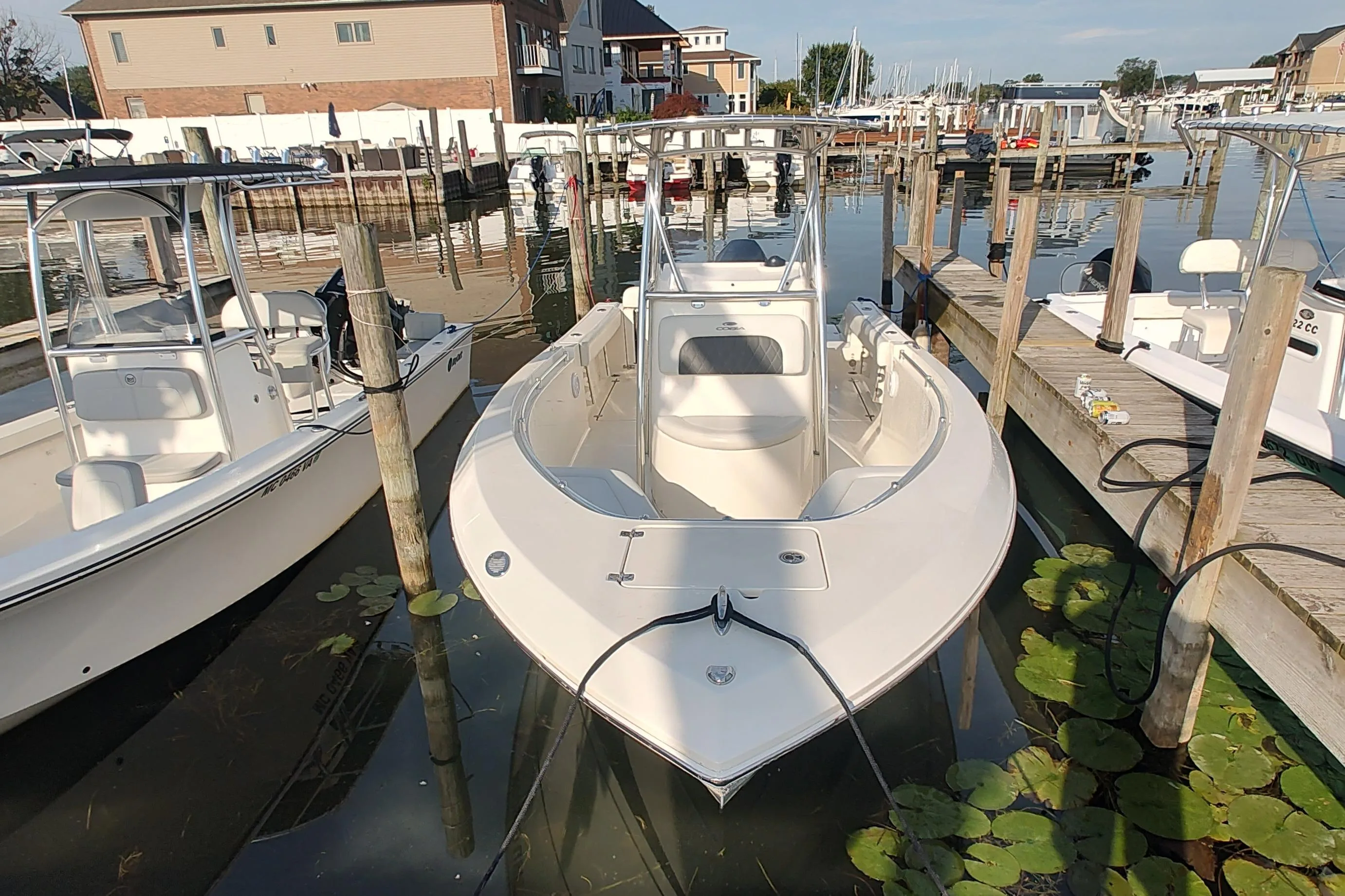 2023 Cobia 237 Center Console