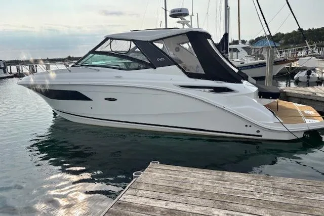 2024 Sea Ray Sundancer 320