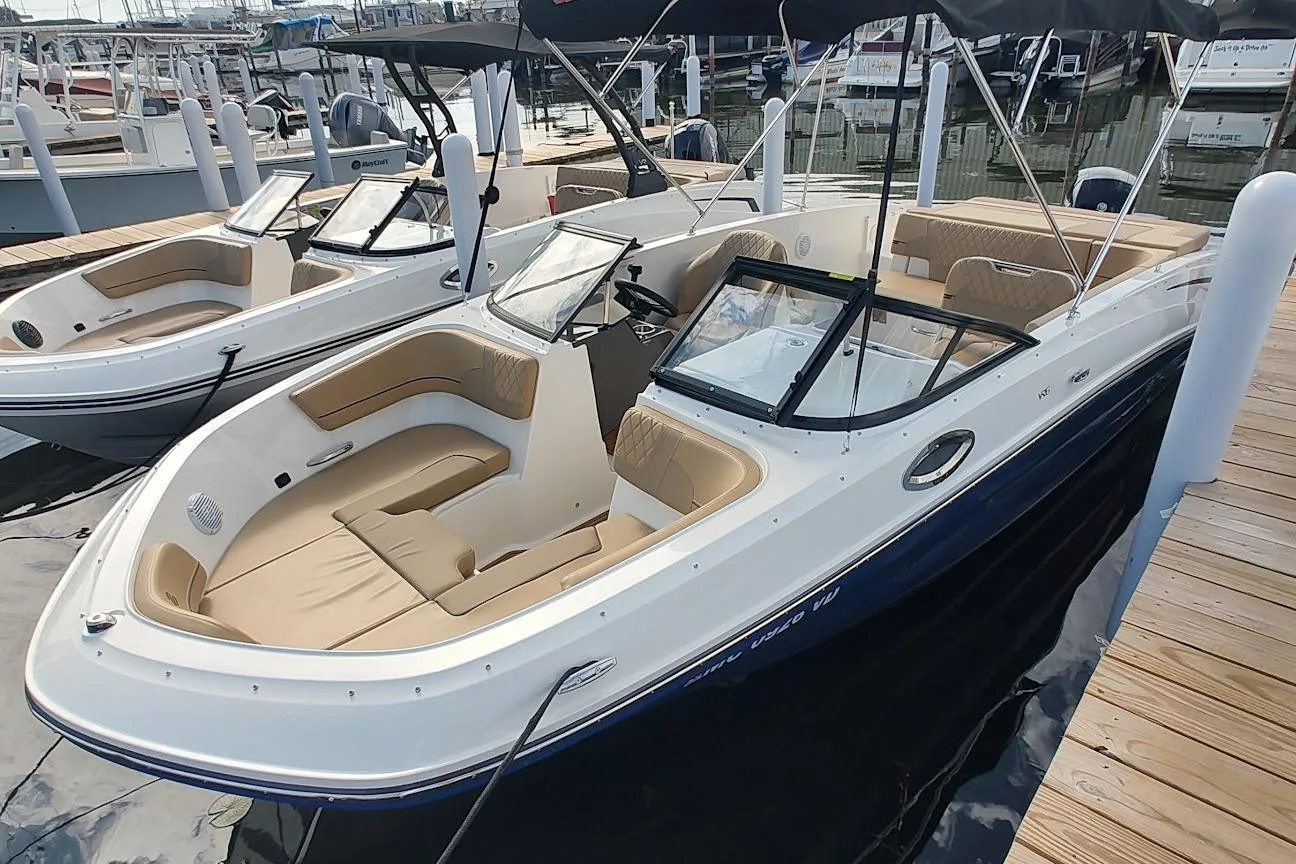 2025 Bayliner VR6 Bowrider OB