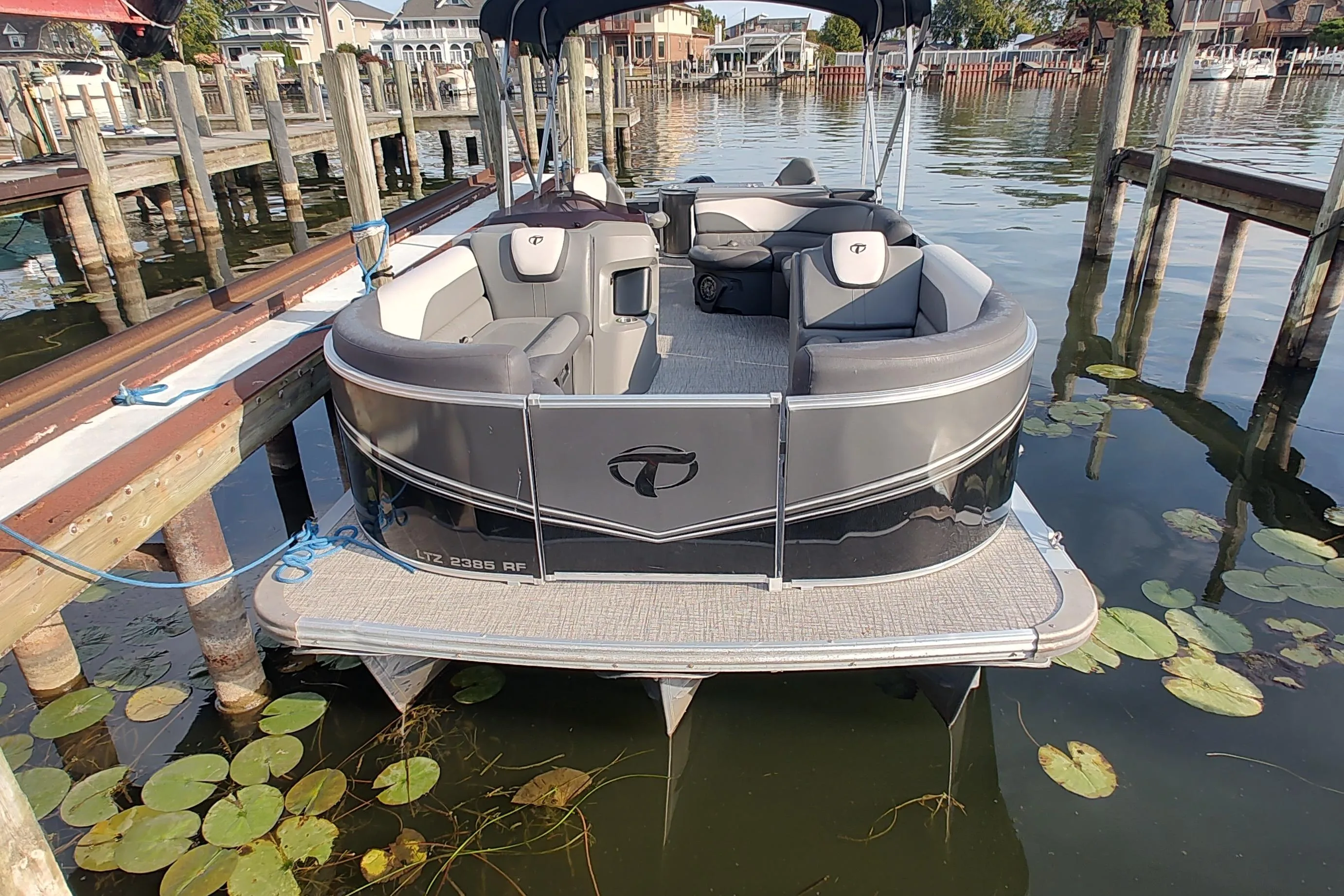 2023 Tahoe Pontoon LTZ Rear Fish - 22' yacht for sale in 