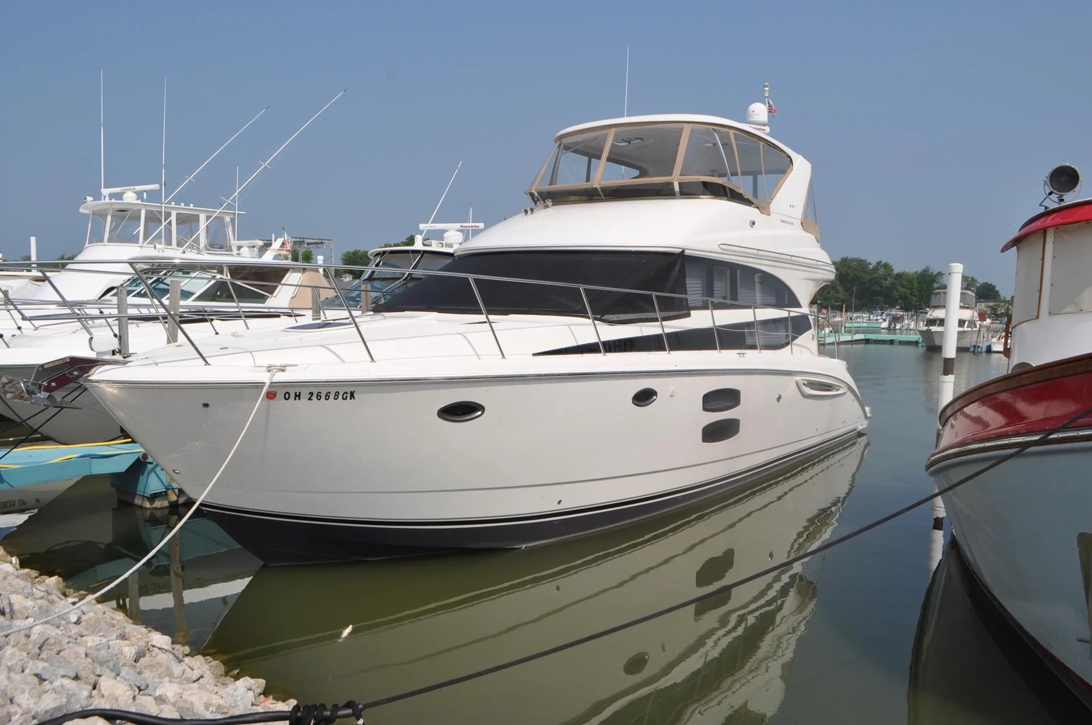 2014 Meridian 441 Sedan yacht for sale in 