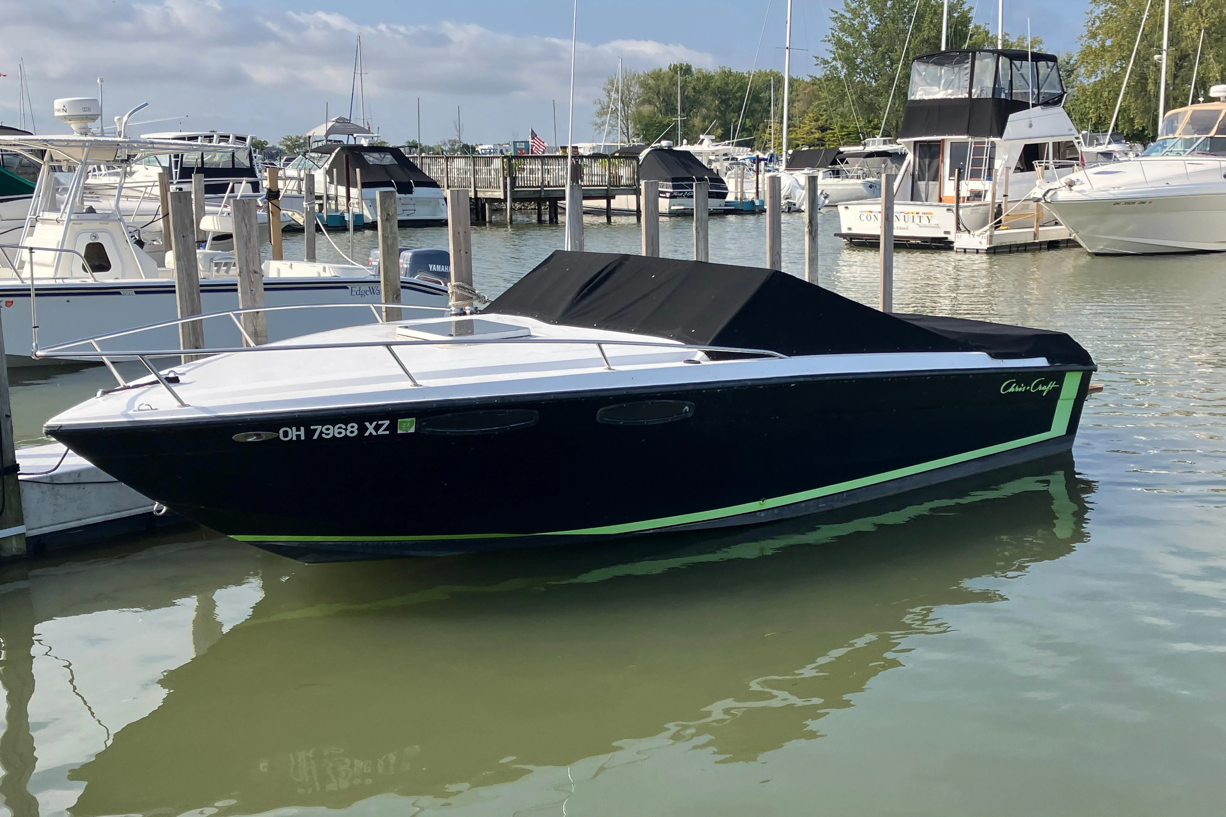 1983 Chris-Craft 230 Scorpion