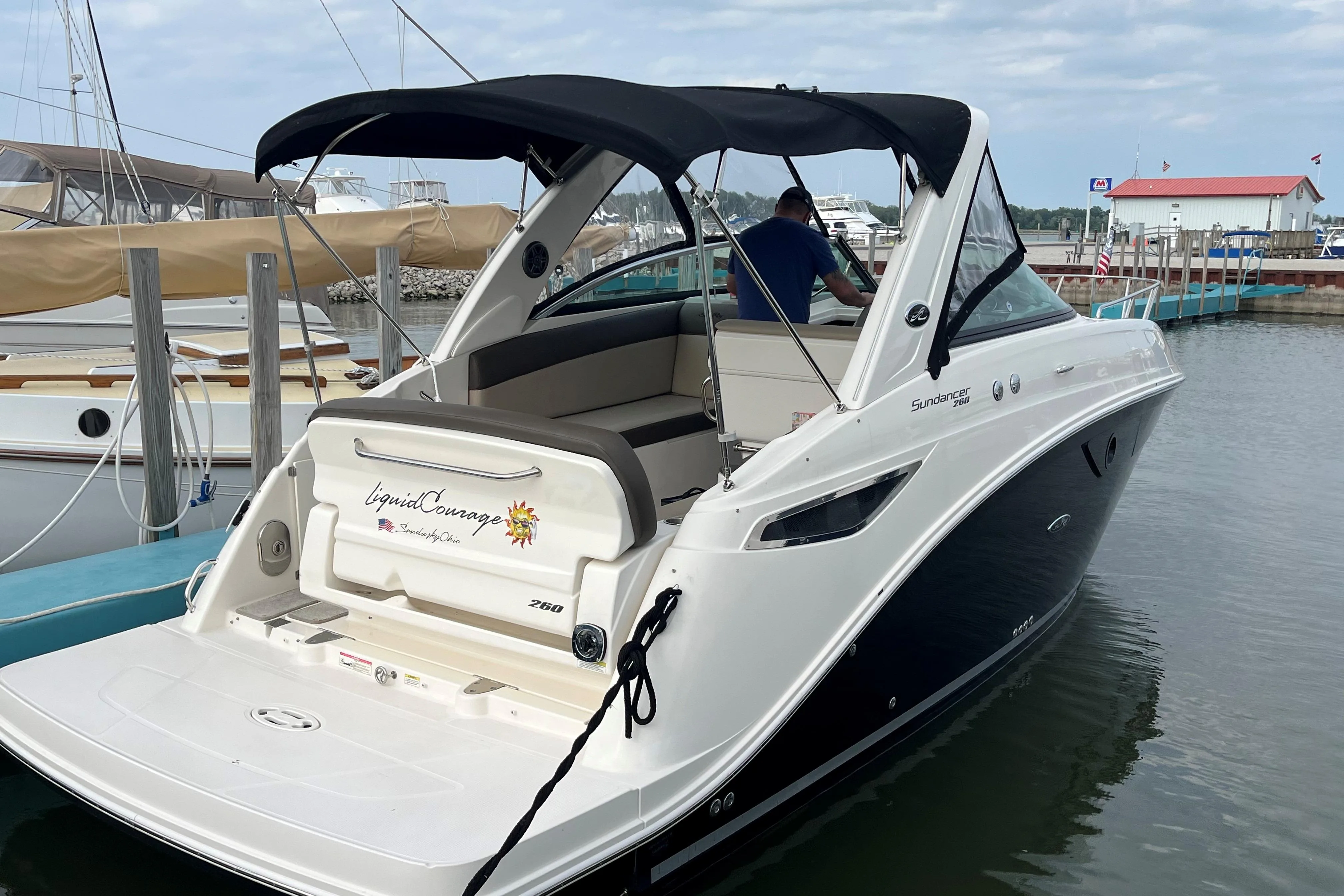 2014 Sea Ray Sundancer 260