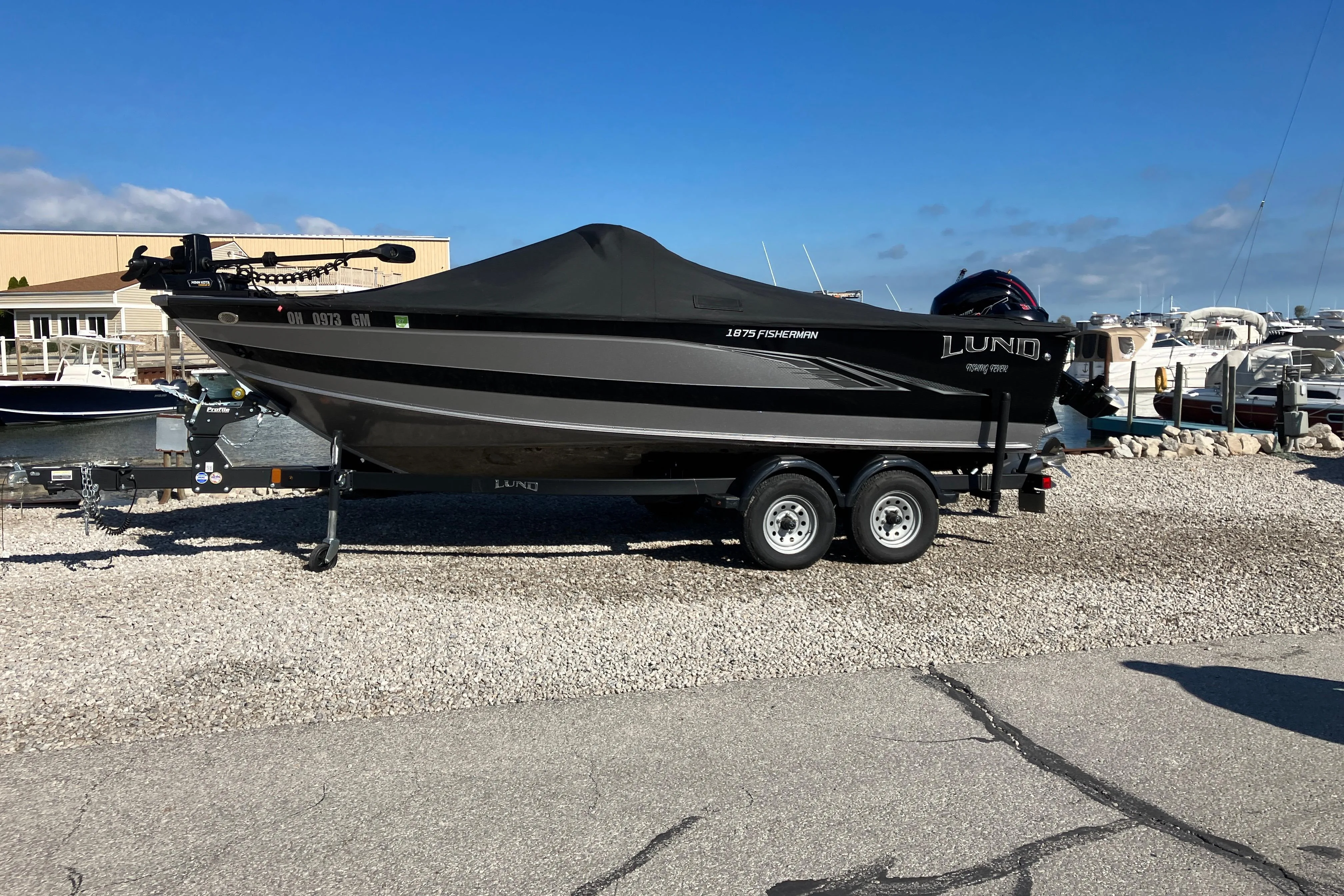 2024 Lund 1875 Fisherman yacht for sale in 