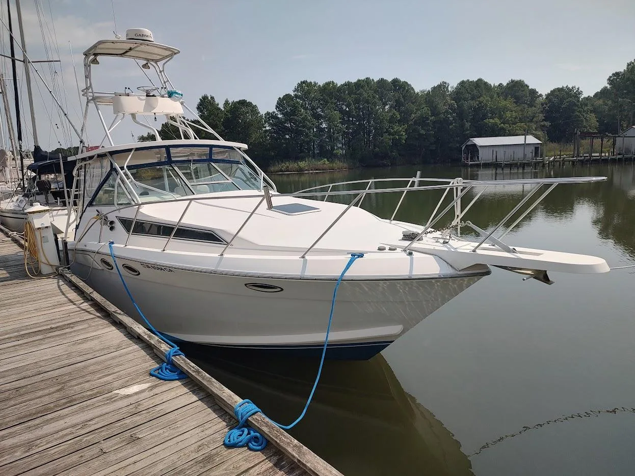1997 Wellcraft 330 Coastal