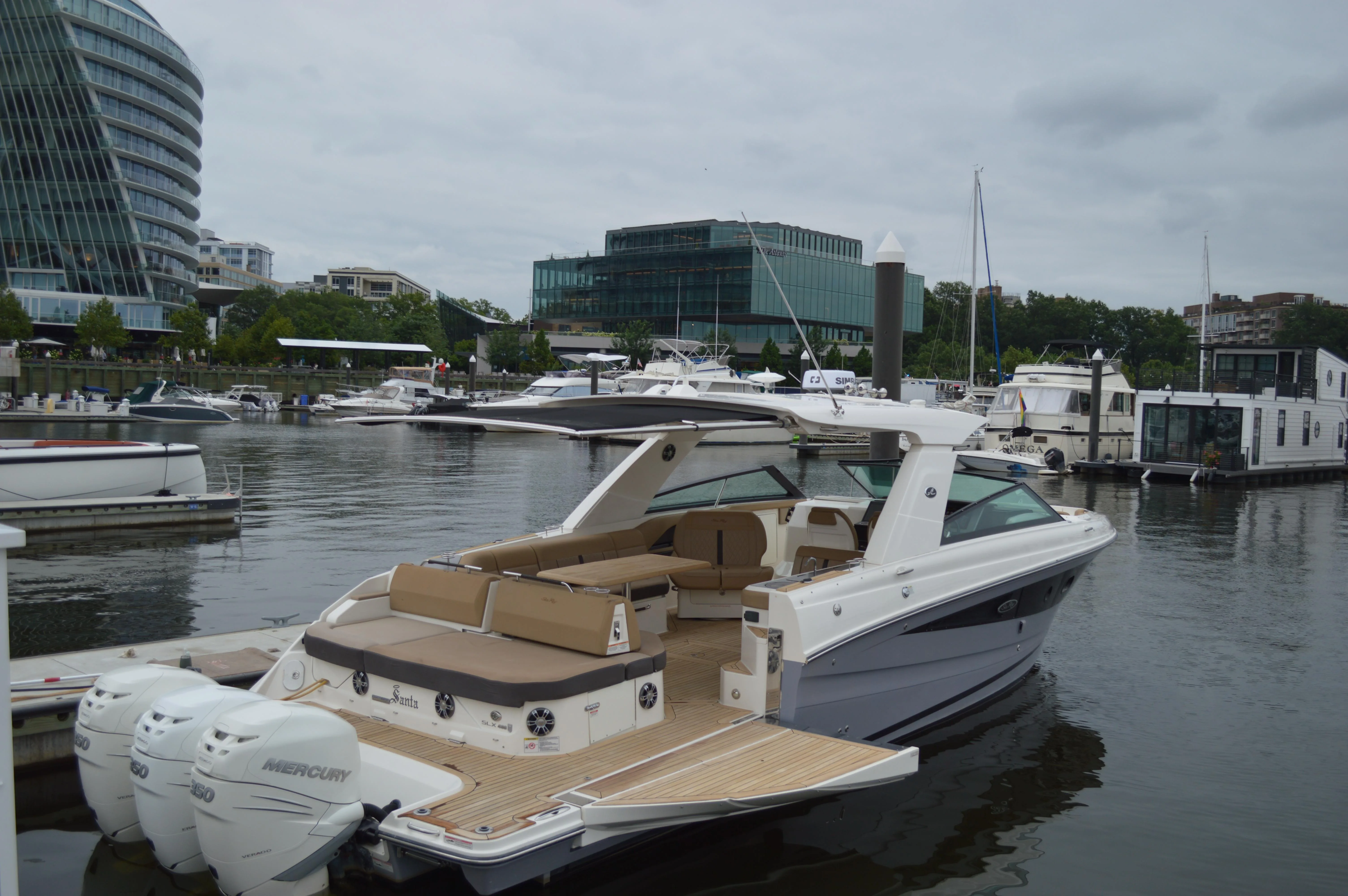 2019 Sea Ray SLX 400 Outboard