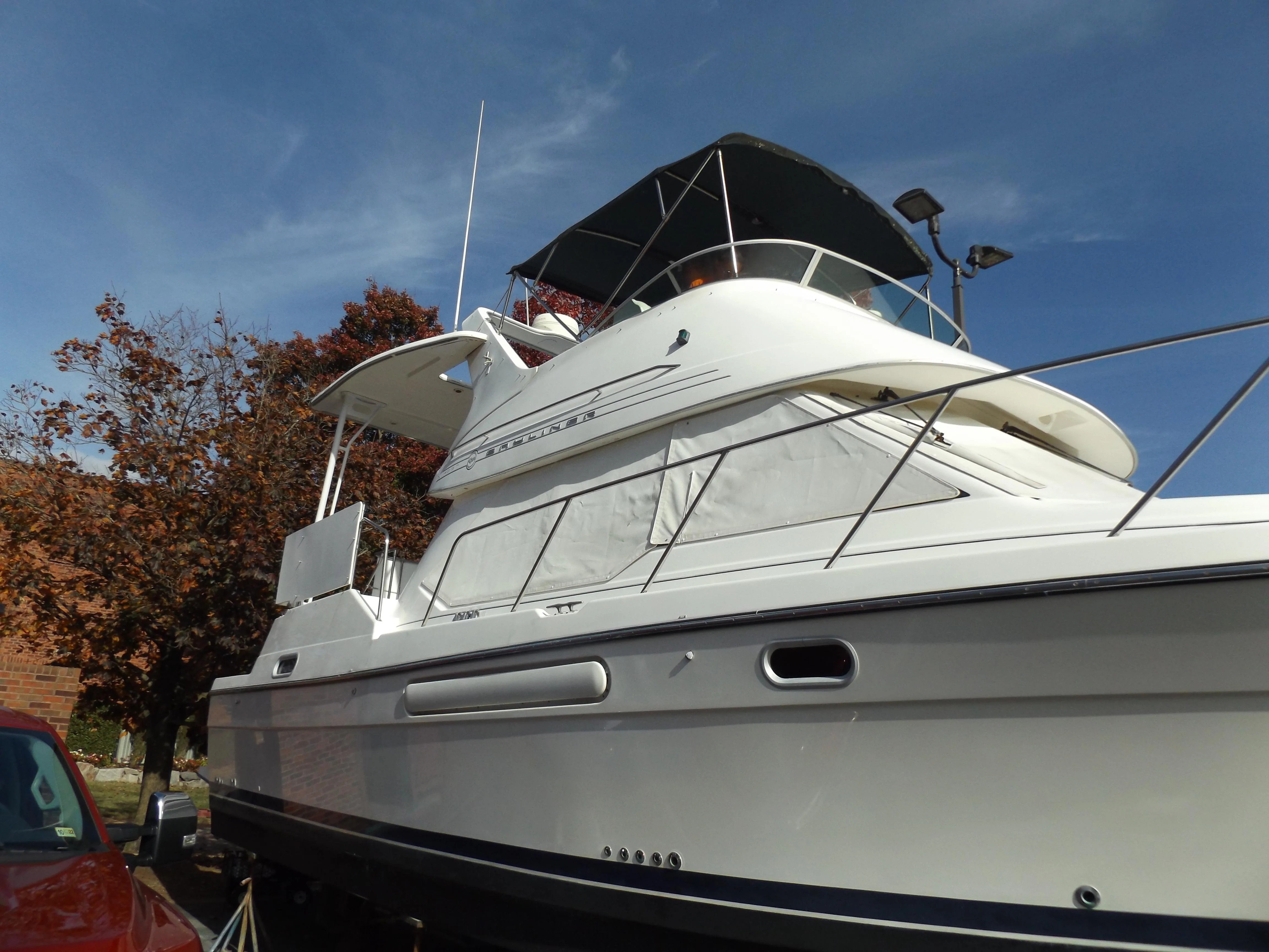 2000 Bayliner 4087 Aft Cabin Motoryacht yacht for sale in 