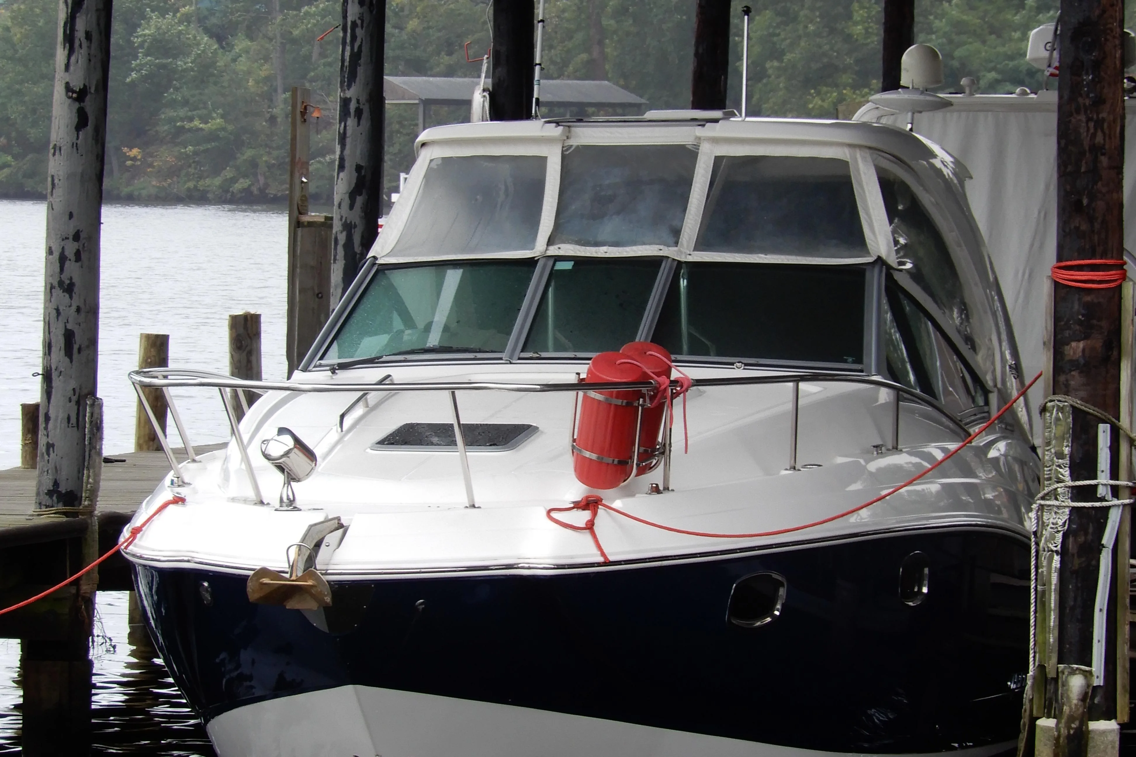 2016 Chaparral 310 Signature yacht for sale in 