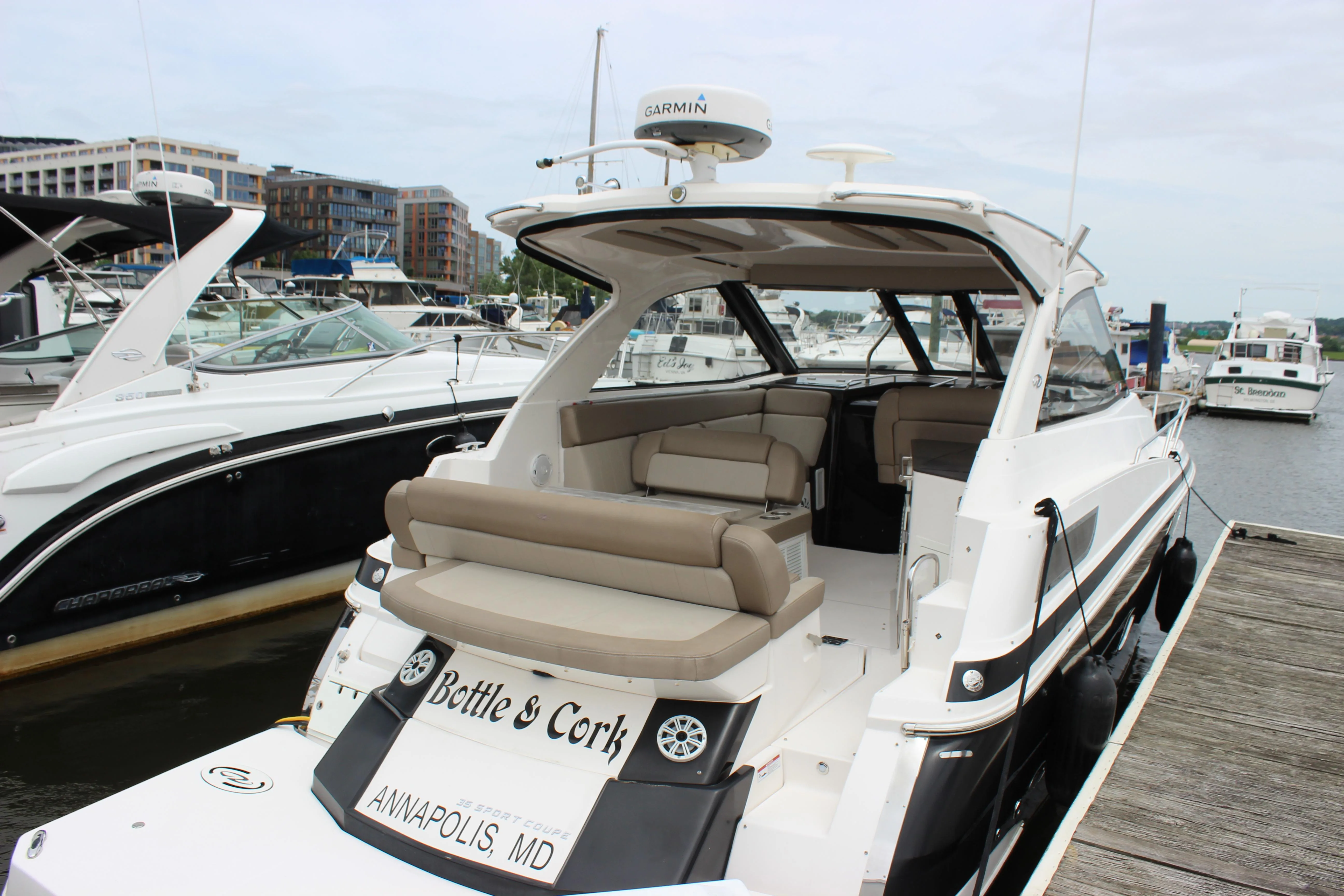 2014 Regal 35 Sport Coupe yacht for sale in 