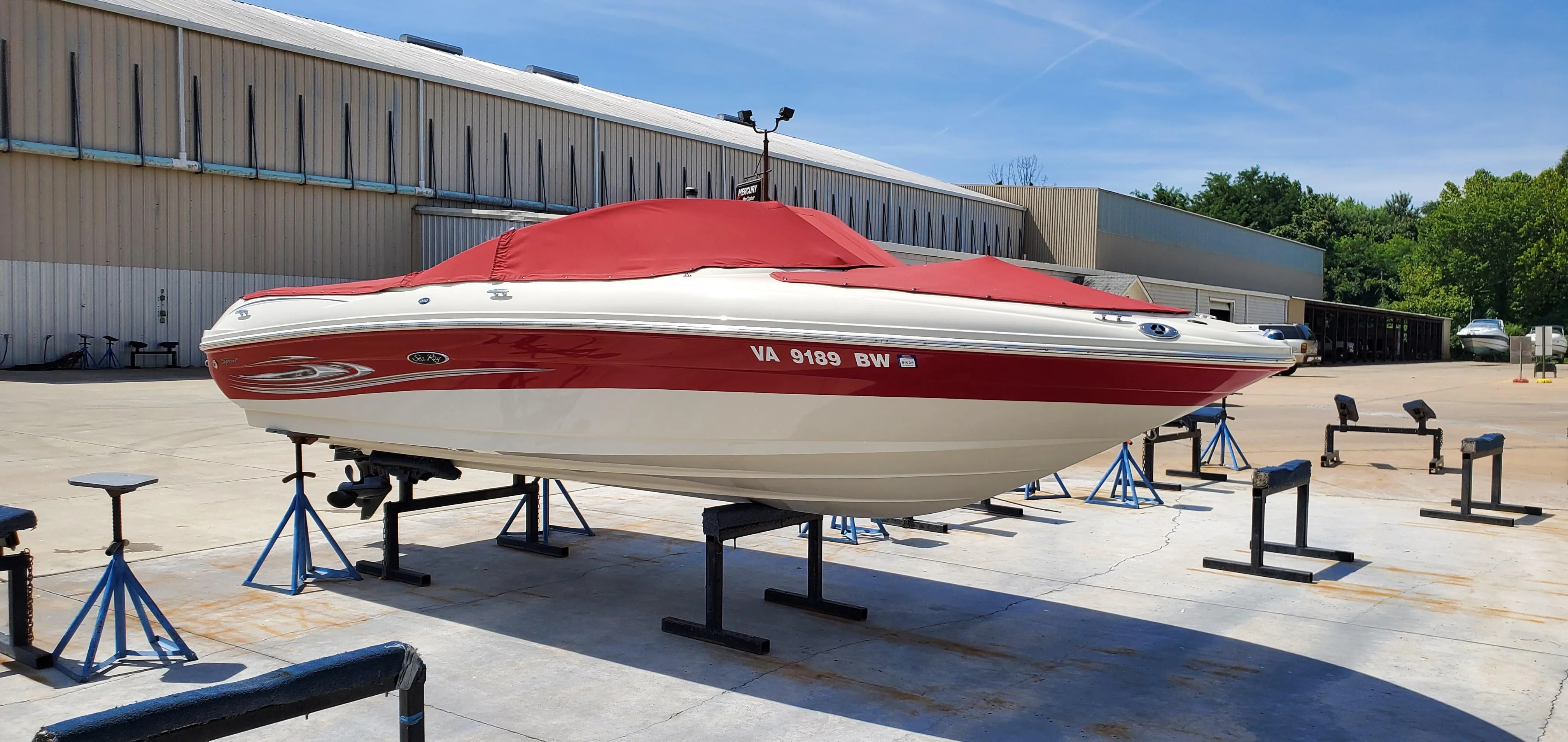 2005 Sea Ray 200 Sport yacht for sale in 