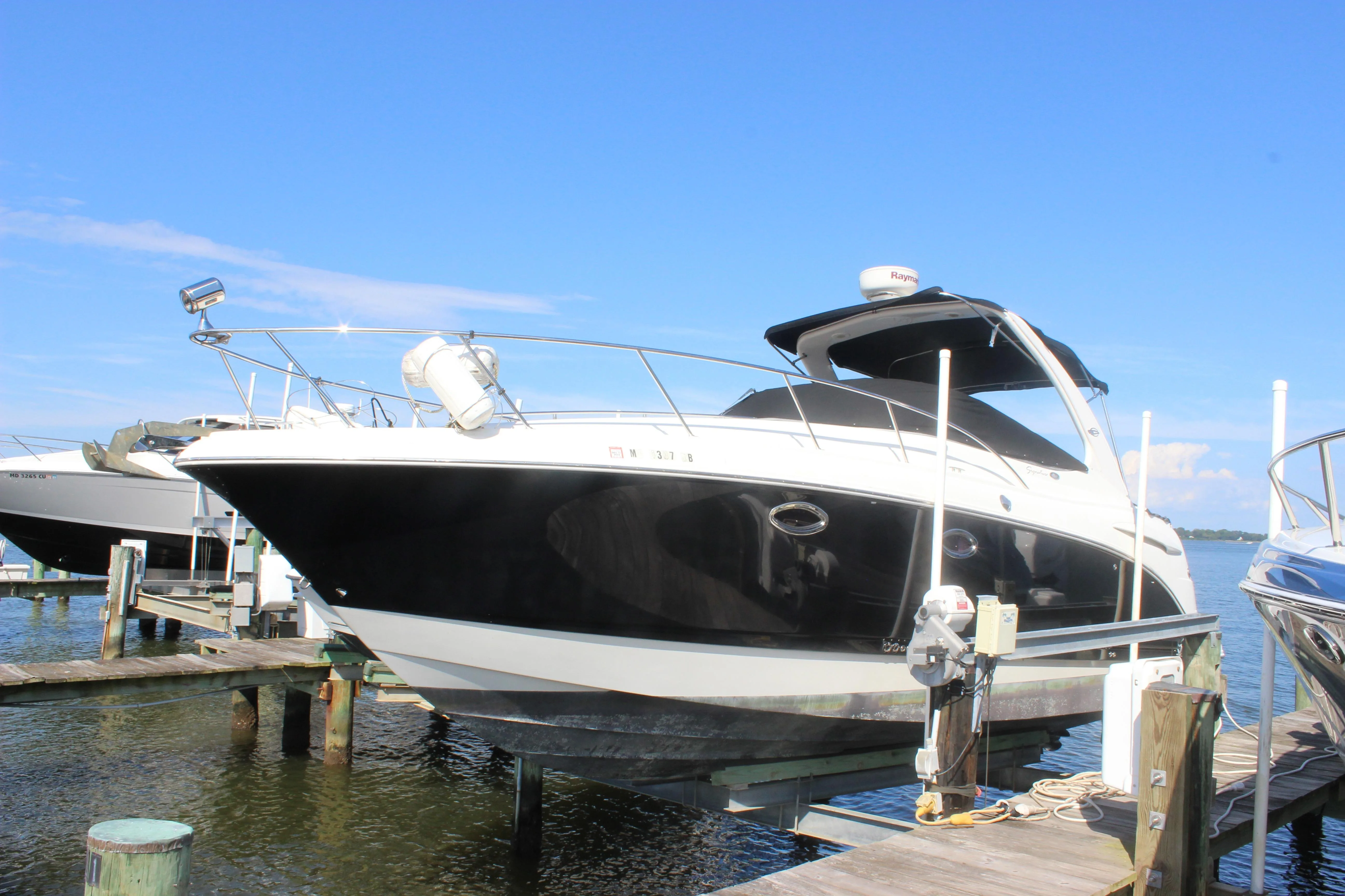 2007 Chaparral Signature 310 yacht for sale in 