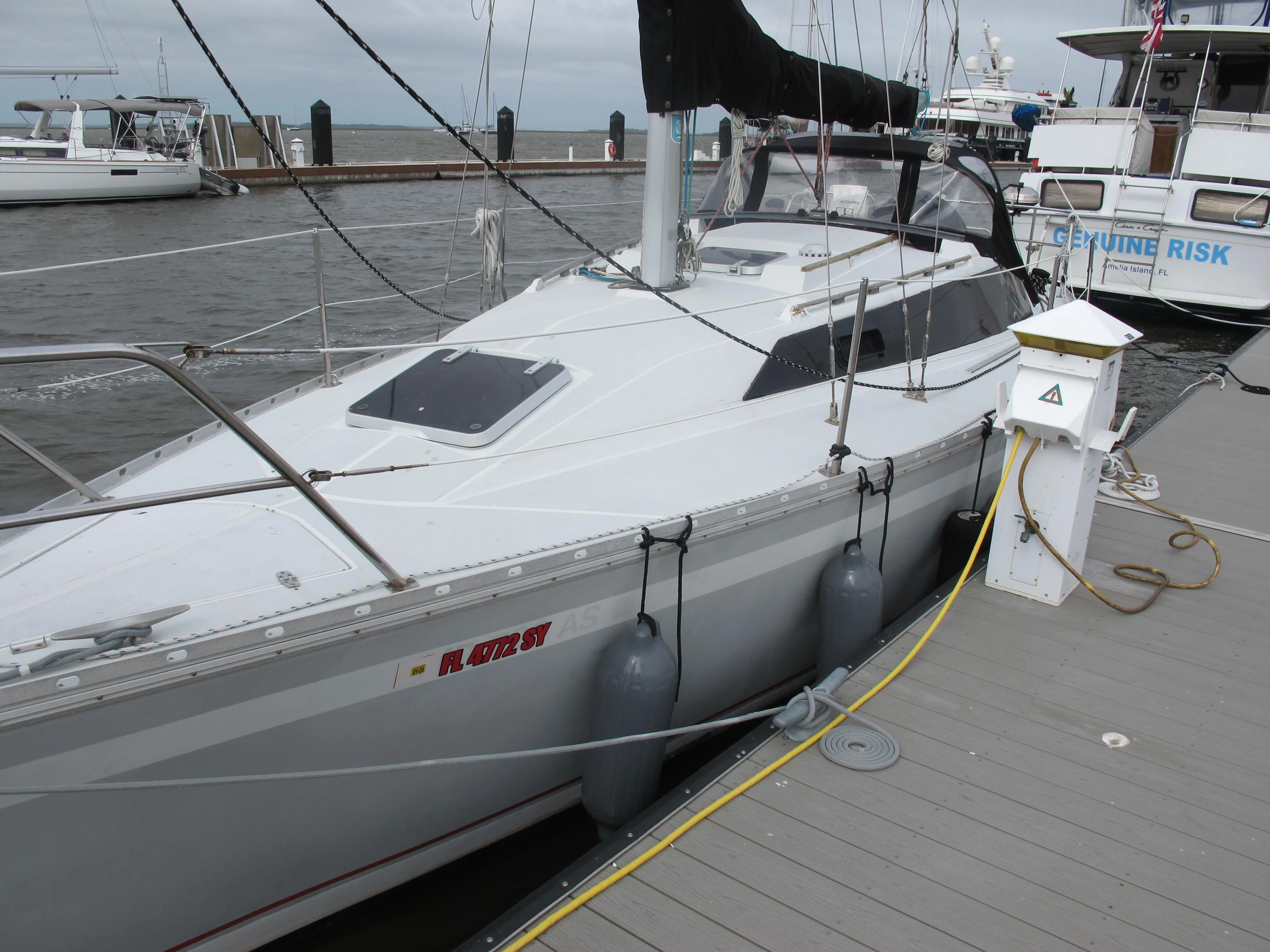 1987 O'Day 322 yacht for sale in 