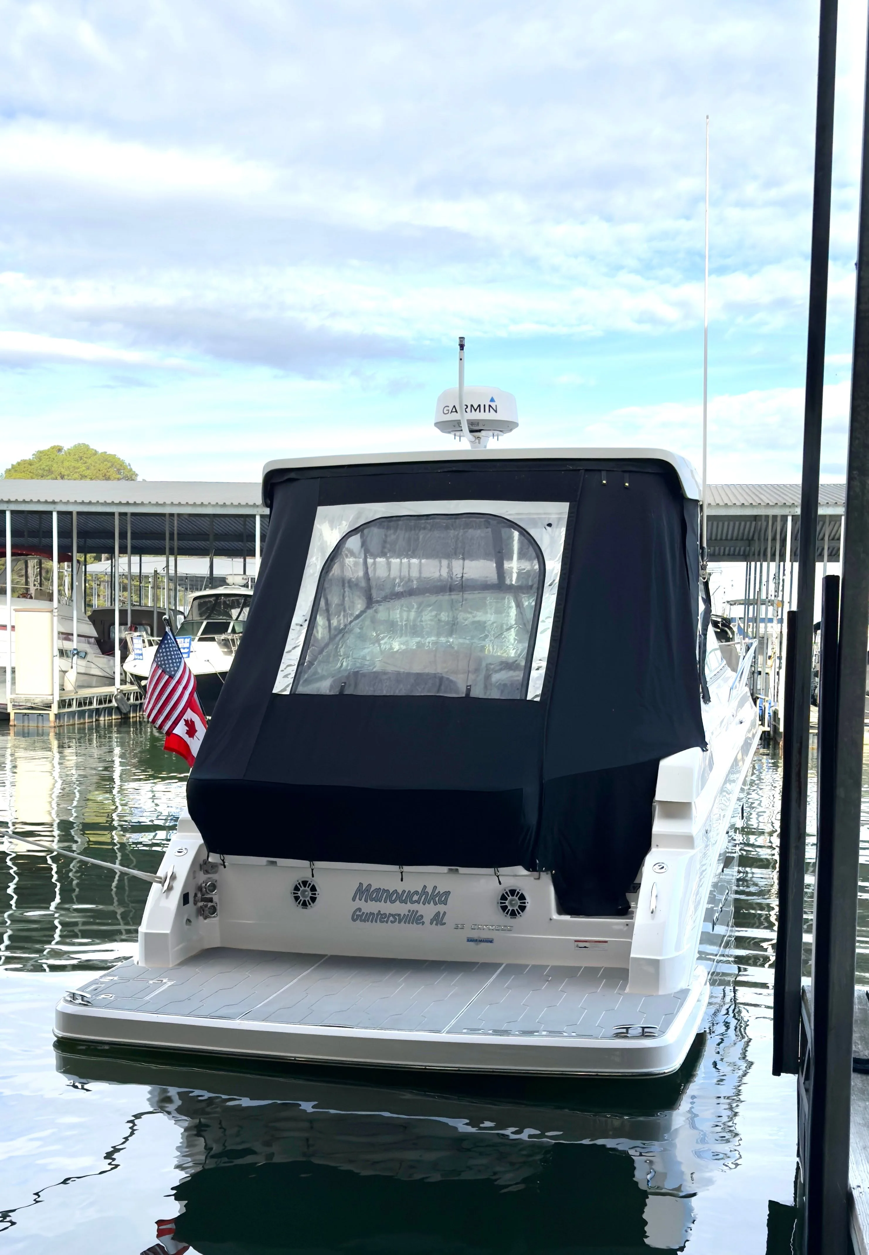 2020 Regal 33 Express yacht for sale in 