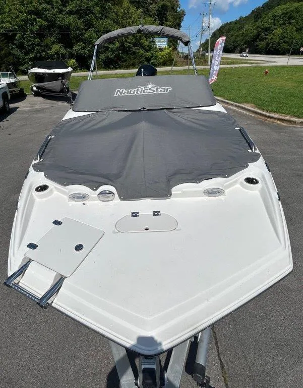 2022 Nautic Star 203DC Sport Deck w/trl yacht for sale in 