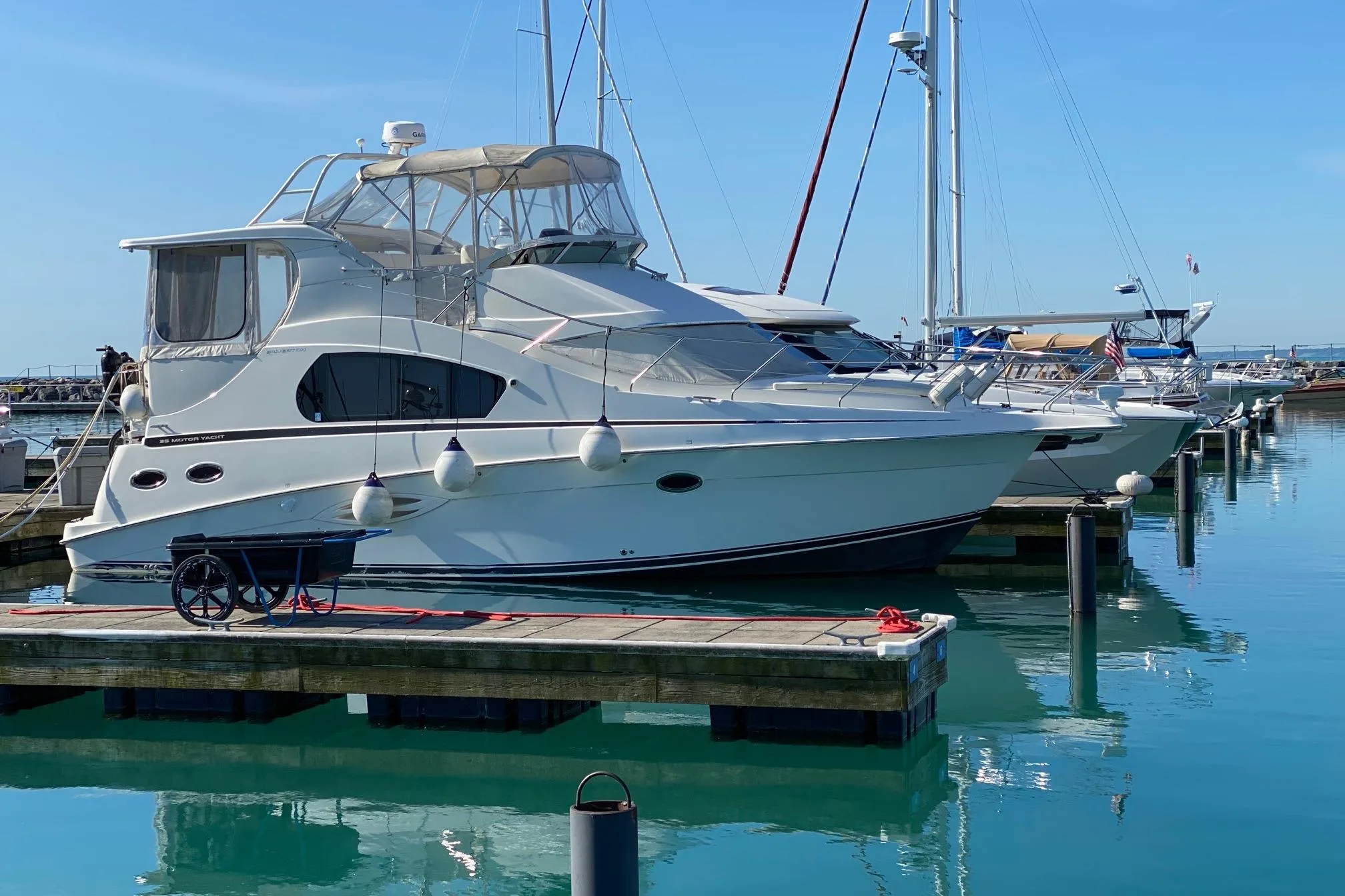 2006 Silverton 35 Motor Yacht